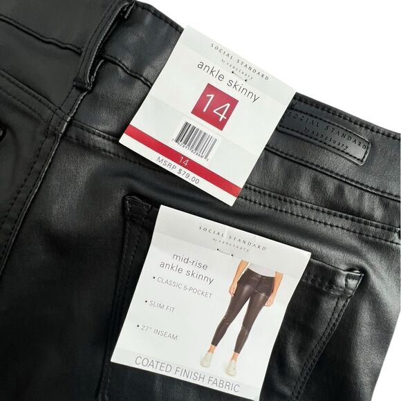 Social Standard Sanctuary Mid-Rise Ankle Faux Leather Pants - Black  14 NWT - Picture 6 of 6